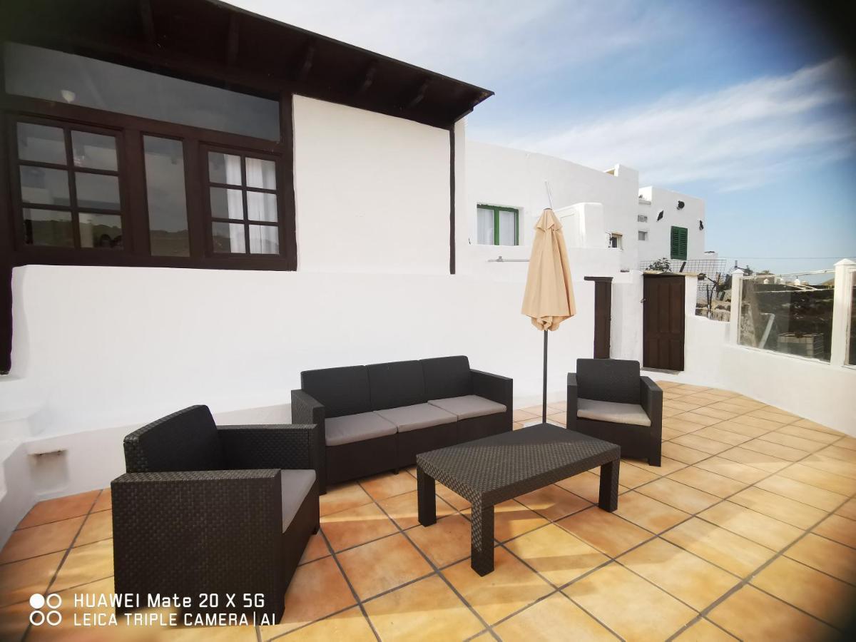 Villa Campo Y Lava Tías Exterior foto